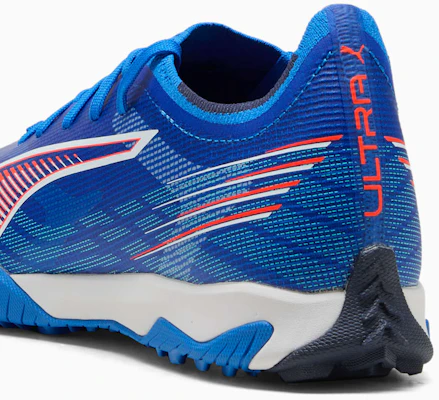 Ultra 6 Match TT 藍白紅足球鞋 108522-01 Lookbook Ultra 6 Match TT 藍白紅足球鞋 108522-01