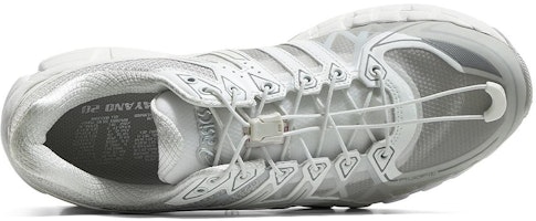 UNAFFECTED x ASICS Gel Kayano 20 '奶油色' 1203A529-100 Lookbook UNAFFECTED x ASICS Gel Kayano 20 '奶油色' 1203A529-100