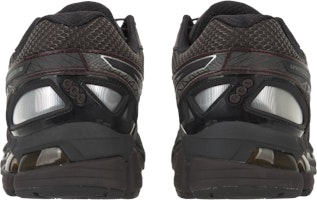 Sizing UNAFFECTED x ASICS Gel Kayano 20「深櫻桃」 1203A529-600