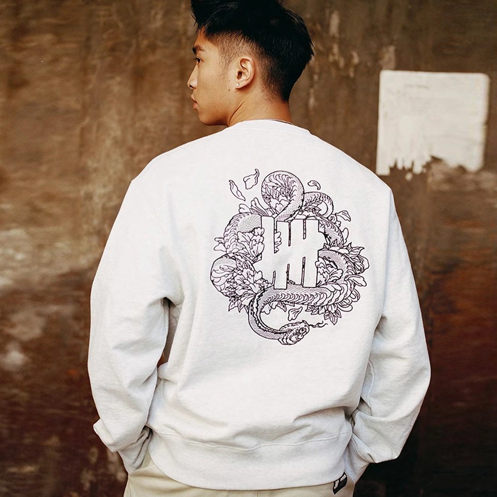 Shop UNDEFEATED CNY Year of the Snake Capsule Crewneck Sweatshirt Unisex Retro Style UC44GKC10M