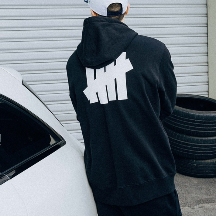 Purchase UNDEFEATED 五道杠標誌寬鬆連帽衫 男女適穿 UE43GKH01M