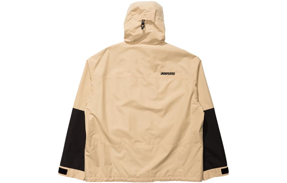 Lookbook UNDEFEATED 五條紋拼色戶外外套 男女通用 UC33GWJ02M