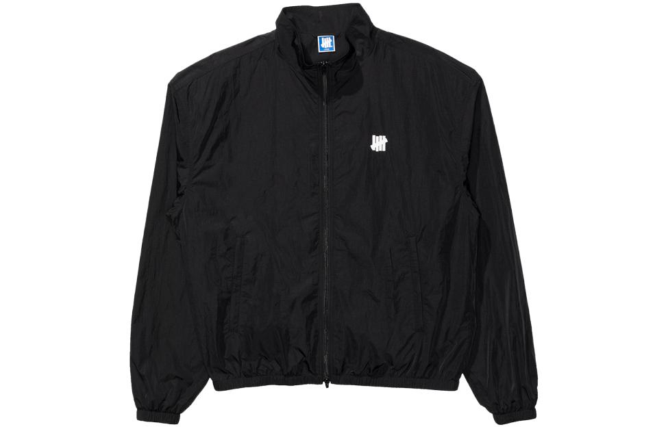 Shop UNDEFEATED Five Strikes 黑色男女同款运动夹克 UC33GWJ01M