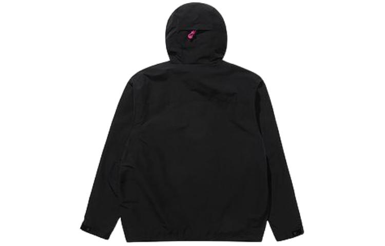 Lookbook UNDEFEATED五线实用口袋连帽夹克男女通用。 UC34GWJ09M