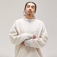 Purchase UNDEFEATED FW22 拼接配色圓領長袖衛衣 男女適穿 UI23GKR01M
