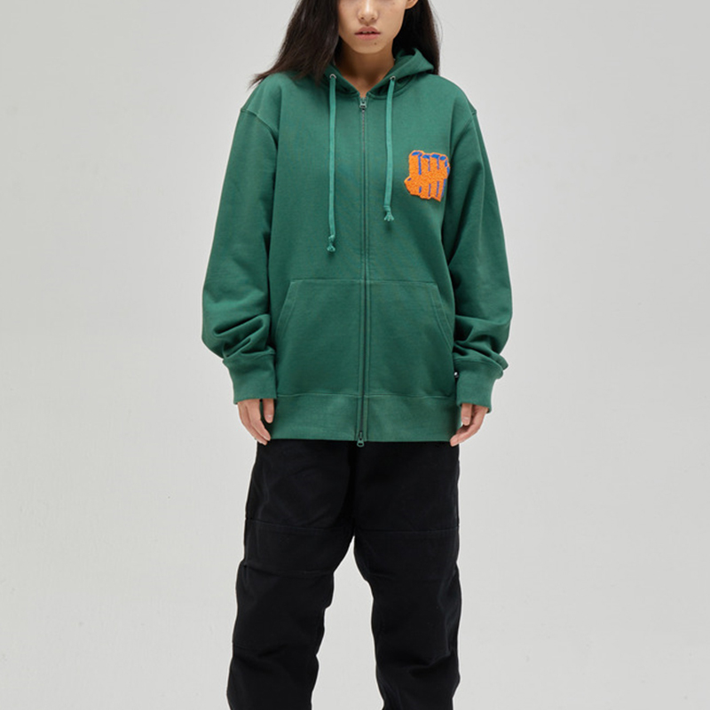Shop UNDEFEATED FW23 幾何條紋拉鍊連帽外套 男女皆宜休閒版型 UC34GKH06M