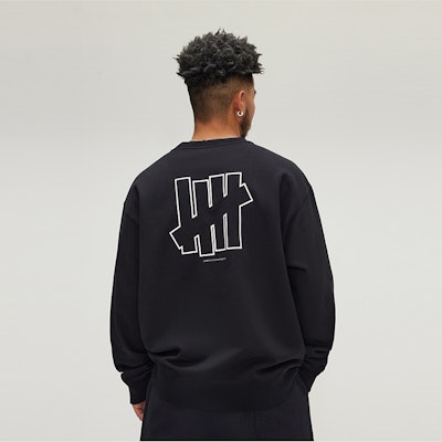 UNDEFEATED 2023秋冬款男女同款宽松徽标镂空设计卫衣。 UE33GKR01M 4