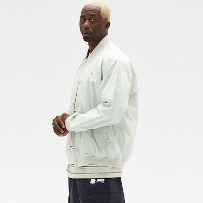 UNDEFEATED FW24 5-Strikes Button-Up Shiny Bomber Jacket Unisex. UI43GWJ01M Details for UNDEFEATED FW24 5-Strikes Button-Up Shiny Bomber Jacket Unisex. UI43GWJ01M