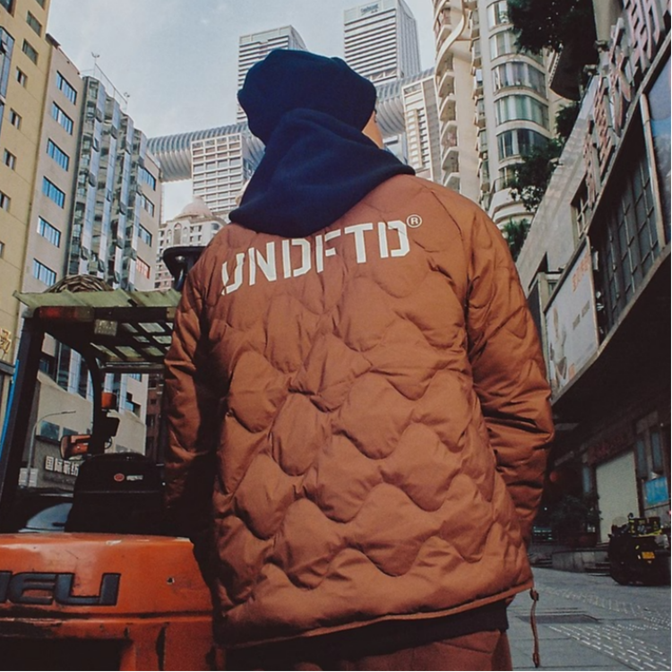 Details for UNDEFEATED FW24 5ストライク キルティング ライトダウンジャケット ユニセックス UC43GDJ01M