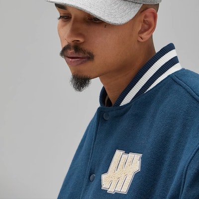 UNDEFEATED 假日系列男女时尚休闲棒球夹克. UI44GWJ03M Shop UNDEFEATED 假日系列男女时尚休闲棒球夹克. UI44GWJ03M