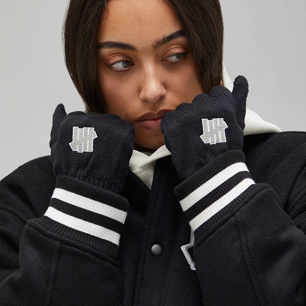 Sizing UNDEFEATED 假日系列男女时尚休闲棒球夹克. UI44GWJ03M