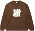 Shop UNDEFEATED Logo 寬鬆版圓領毛衣休閒長袖上衣. 10119