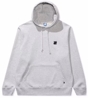 UNDEFEATED Solid Logo Embroidered Hoodie Unisex Pullover Sweatshirt UC31GKH01M Buy UNDEFEATED Solid Logo Embroidered Hoodie Unisex Pullover Sweatshirt UC31GKH01M