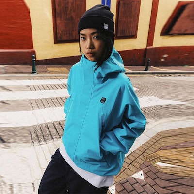UNDEFEATED SS25 Triple-Layer Waterproof Jacket Outdoor Unisex 5-Strikes Design UC51GWJ01M 3