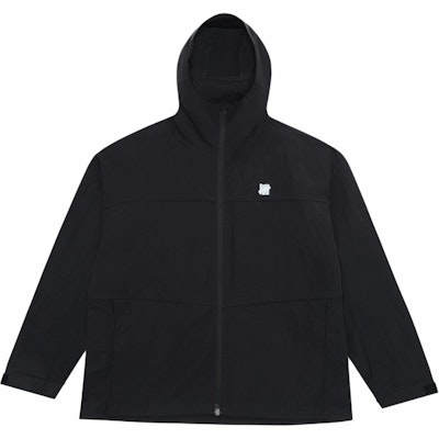 UNDEFEATED SS25 撥水ロゴアウトドアジャケット - ユニセックス. UE51GWJ01M Lookbook UNDEFEATED SS25 撥水ロゴアウトドアジャケット - ユニセックス. UE51GWJ01M
