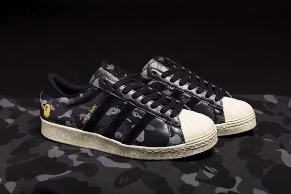 UNDEFEATED x A Bathing Ape x adidas Superstar 80s 'Black Camo' S74774 Lookbook UNDEFEATED x A Bathing Ape x adidas Superstar 80s 'Black Camo' S74774