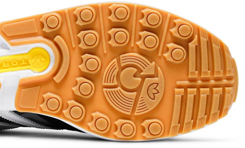 UNDEFEATED x A Bathing Ape x adidas ZX 8000 'A-ZX Series - Camuflaje Negro' FY8852 Purchase UNDEFEATED x A Bathing Ape x adidas ZX 8000 'A-ZX Series - Camuflaje Negro' FY8852