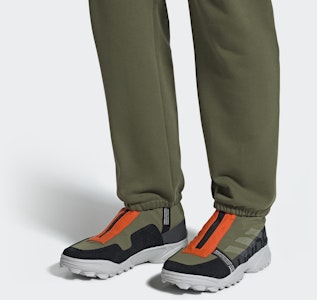 Undefeated x adidas originals GSG9 聯名款 舒適透氣休閒運動鞋 綠黑 Sizing Undefeated x adidas originals GSG9 聯名款 舒適透氣休閒運動鞋 綠黑