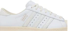 Order UNDEFEATED x adidas Superstar 80 'Putih' B34077