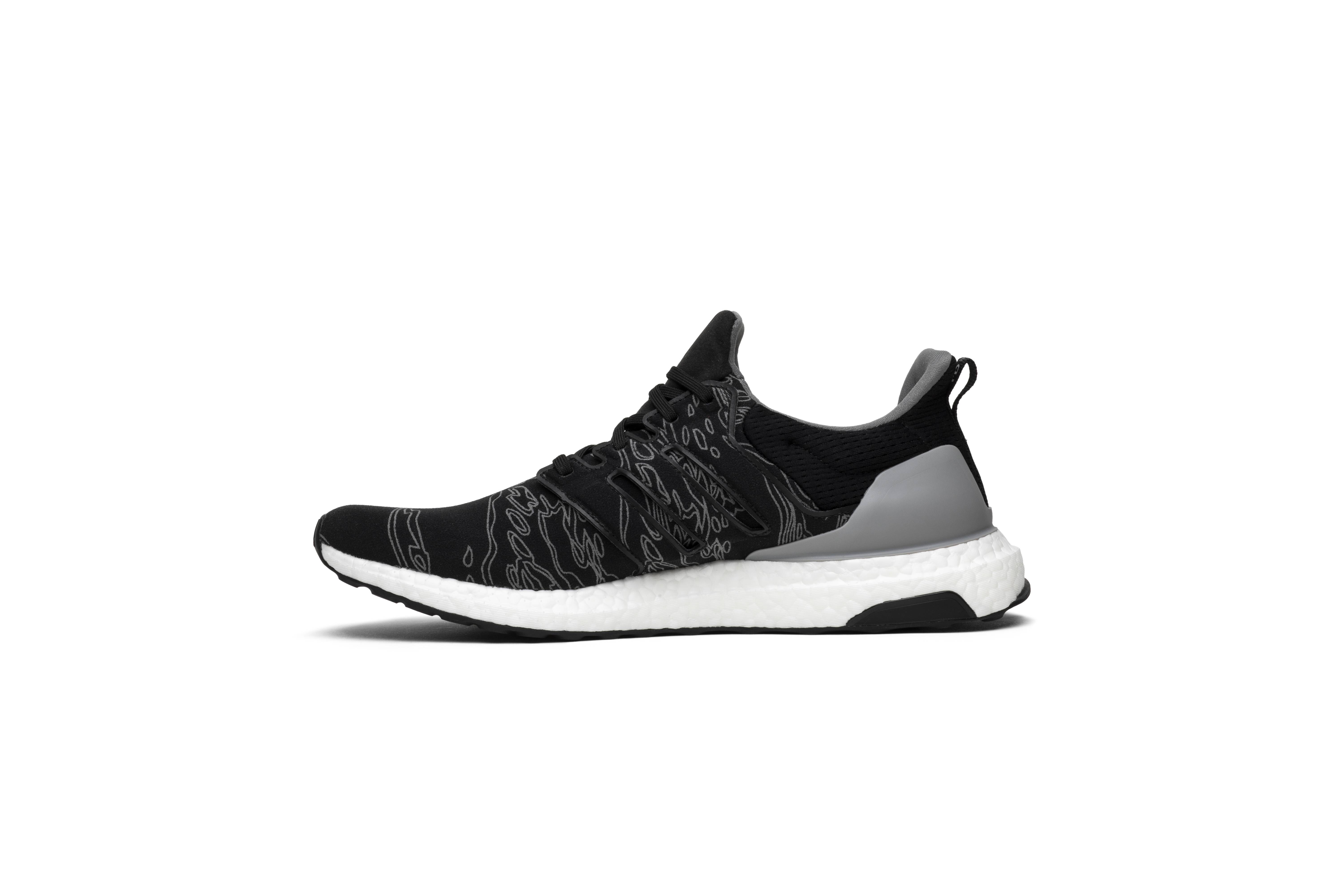 Purchase UNDEFEATED x adidas UltraBoost DNA 'Negro Utilitario' BC0472