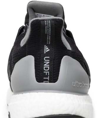 UNDEFEATED x adidas UltraBoost DNA 'Utility Black' BC0472 Sizing UNDEFEATED x adidas UltraBoost DNA 'Utility Black' BC0472