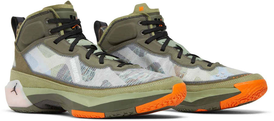 UNDEFEATED x Air Jordan 37 ''Flight Jacket'' Scarpe DV6255-300 1