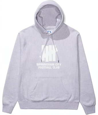 UNDEFEATED x BCFC FW23 五道杠标志连帽衫男女款套头衫. UI34GKH05M Lookbook UNDEFEATED x BCFC FW23 五道杠标志连帽衫男女款套头衫. UI34GKH05M