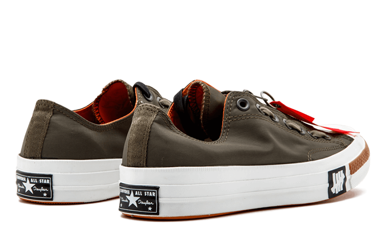 Shop UNDEFEATED x Clot x Converse Chuck 70 Ox 'Bronze Green' Pria Sneaker 141754C