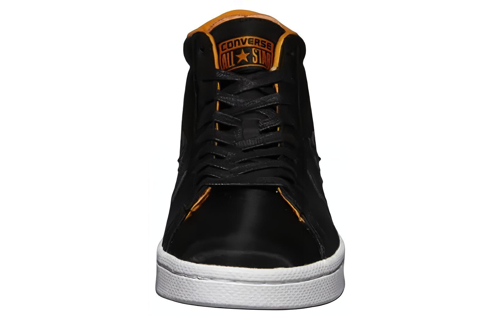 Lookbook UNDEFEATED x Converse Pro Leather Mid ''Schwarzer Herbst'' 131866C
