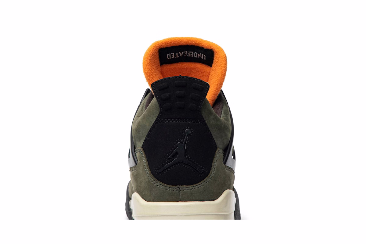 UNDEFEATED x Jordan x Air Jordan 4 Retro 'Green' JBM351-M1