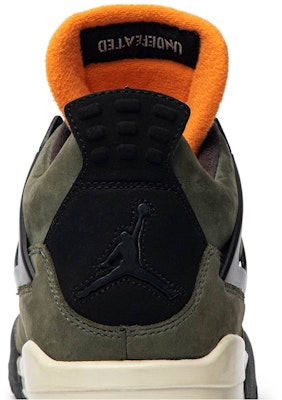 UNDEFEATED x Jordan x Air Jordan 4 Retro 'Hijau' JBM351-M1 Sizing UNDEFEATED x Jordan x Air Jordan 4 Retro 'Hijau' JBM351-M1