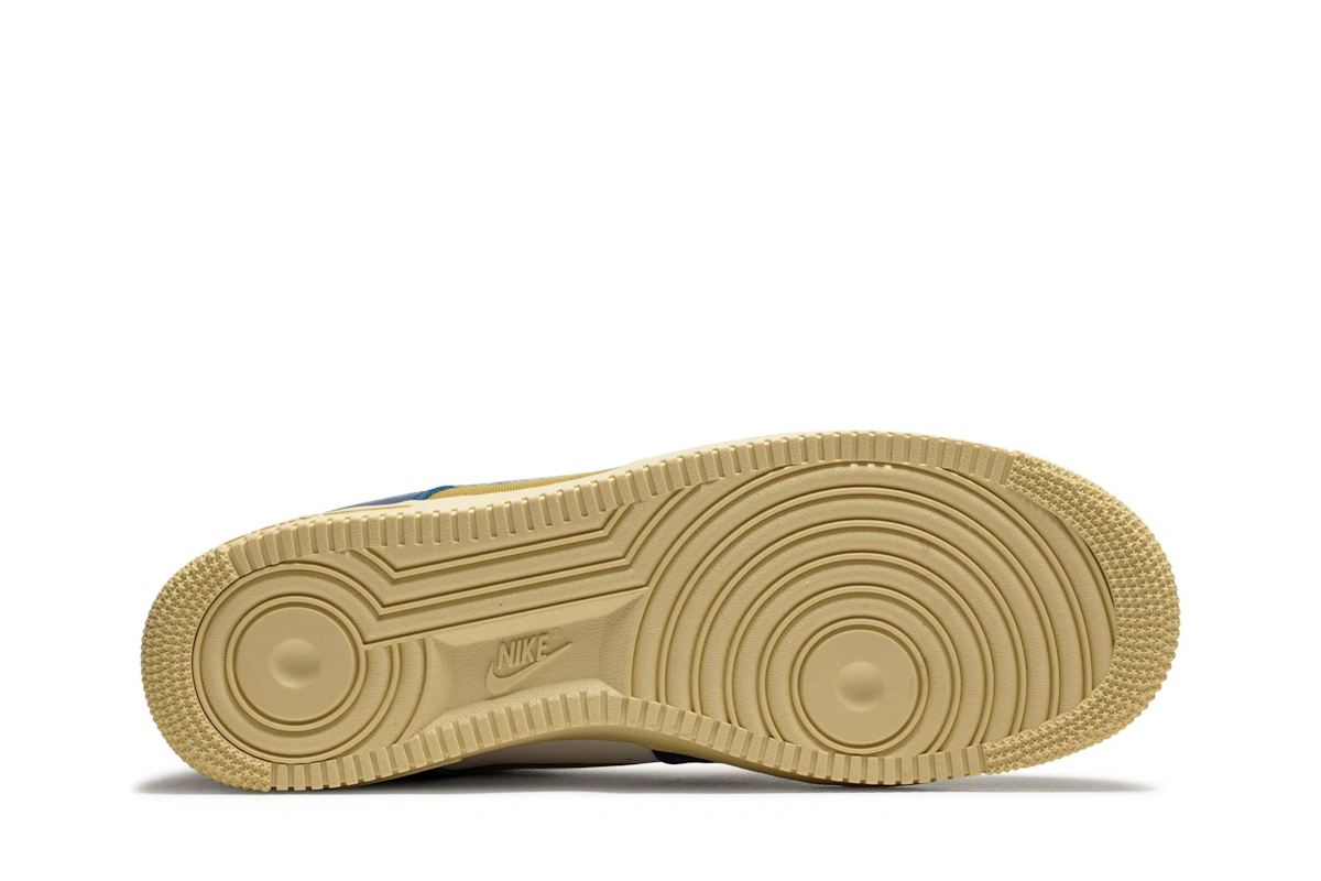 UNDEFEATED x Nike Air Force 1 Low SP 'Dunk vs AF1'