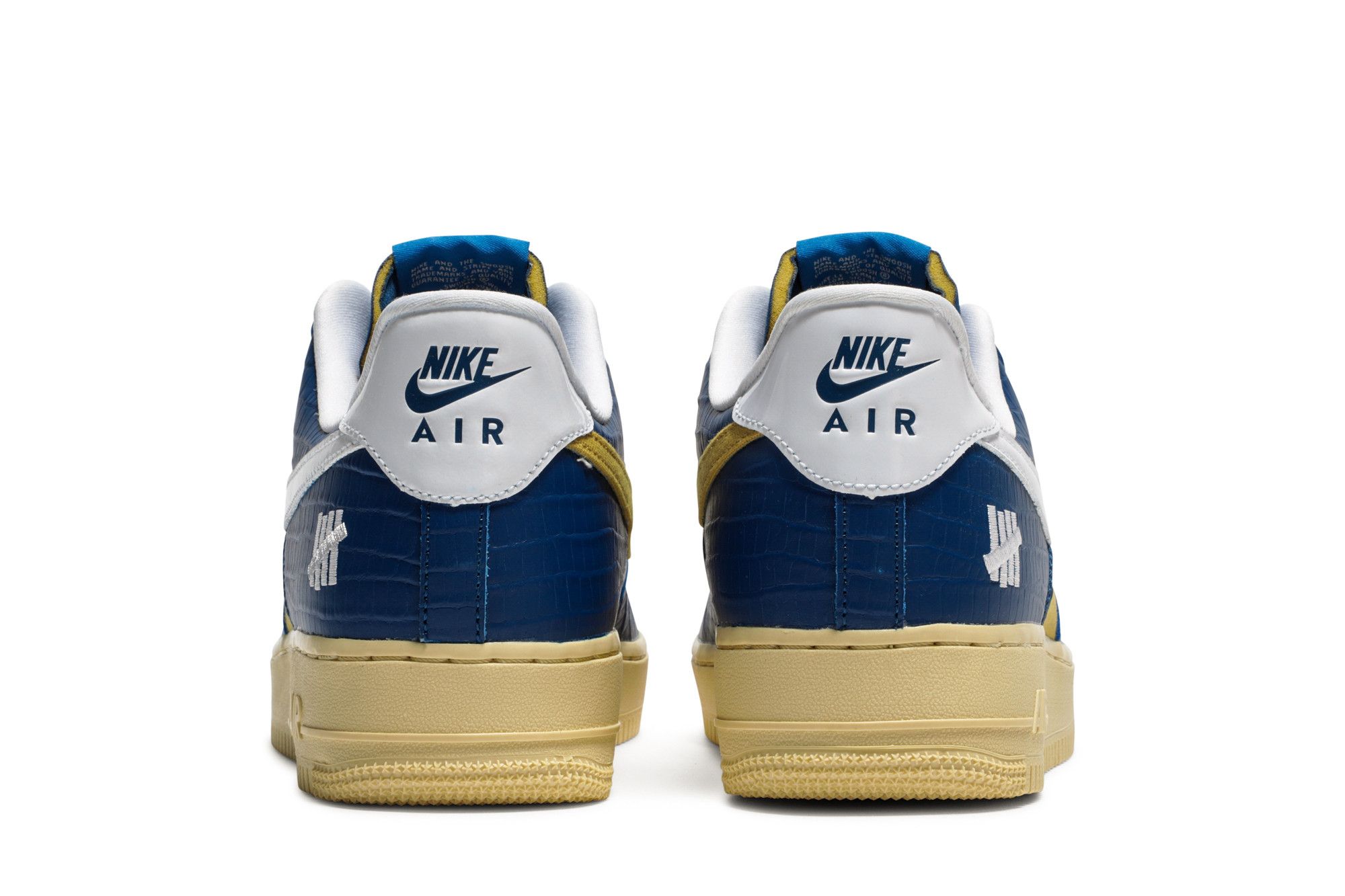 Sizing UNDEFEATED x Nike Air Force 1 Low SP 'Dunk vs AF1' DM8462-400