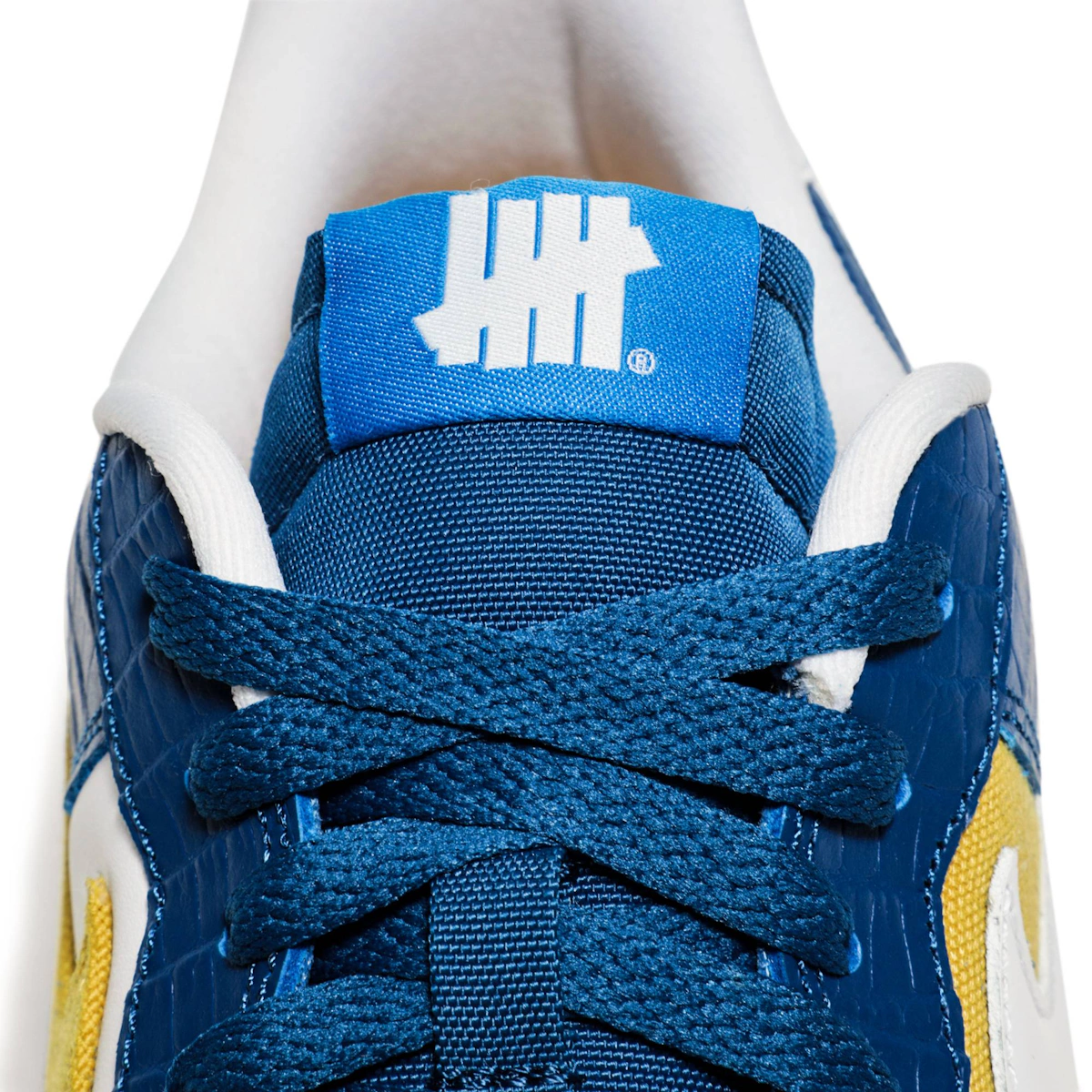 UNDEFEATED x Nike Air Force 1 Low SP 'Dunk vs AF1'