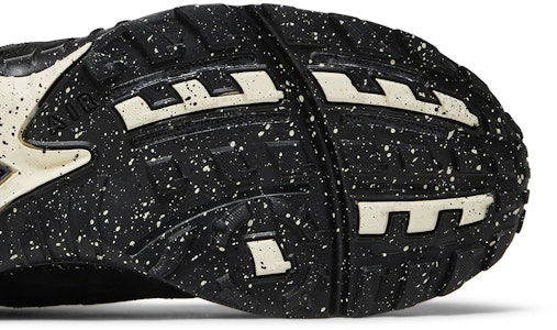 Undefeated x Nike Air Terra Humara 'Hitam' FN7546-002 Purchase Undefeated x Nike Air Terra Humara 'Hitam' FN7546-002