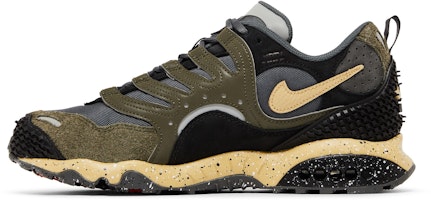 언디피티드 x 나이키 에어 테라 휴마라 "카고 카키" FN7546-300 Lookbook 언디피티드 x 나이키 에어 테라 휴마라 "카고 카키" FN7546-300