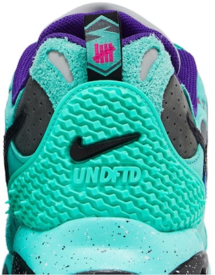 Undefeated x Nike Air Terra Humara 'Light Menta' Lelaki FN7546-301 Sizing Undefeated x Nike Air Terra Humara 'Light Menta' Lelaki FN7546-301