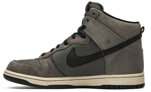 언디피티드 x 나이키 덩크 하이 프리미엄 SP '발리스틱' 598472-220 Lookbook 언디피티드 x 나이키 덩크 하이 프리미엄 SP '발리스틱' 598472-220