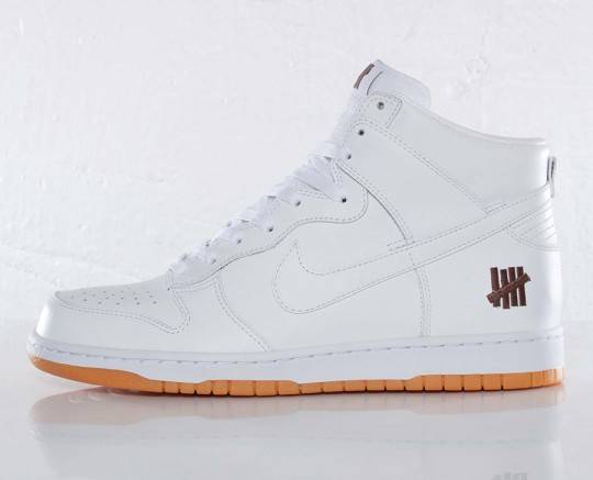 Order UNDEFEATED x Nike Dunk High PRM SP '白色' 598472-110