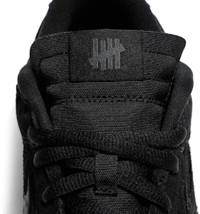 언디피티드 x 나이키 덩크 로우 '블랙' (48 characters) DO9329-001 3