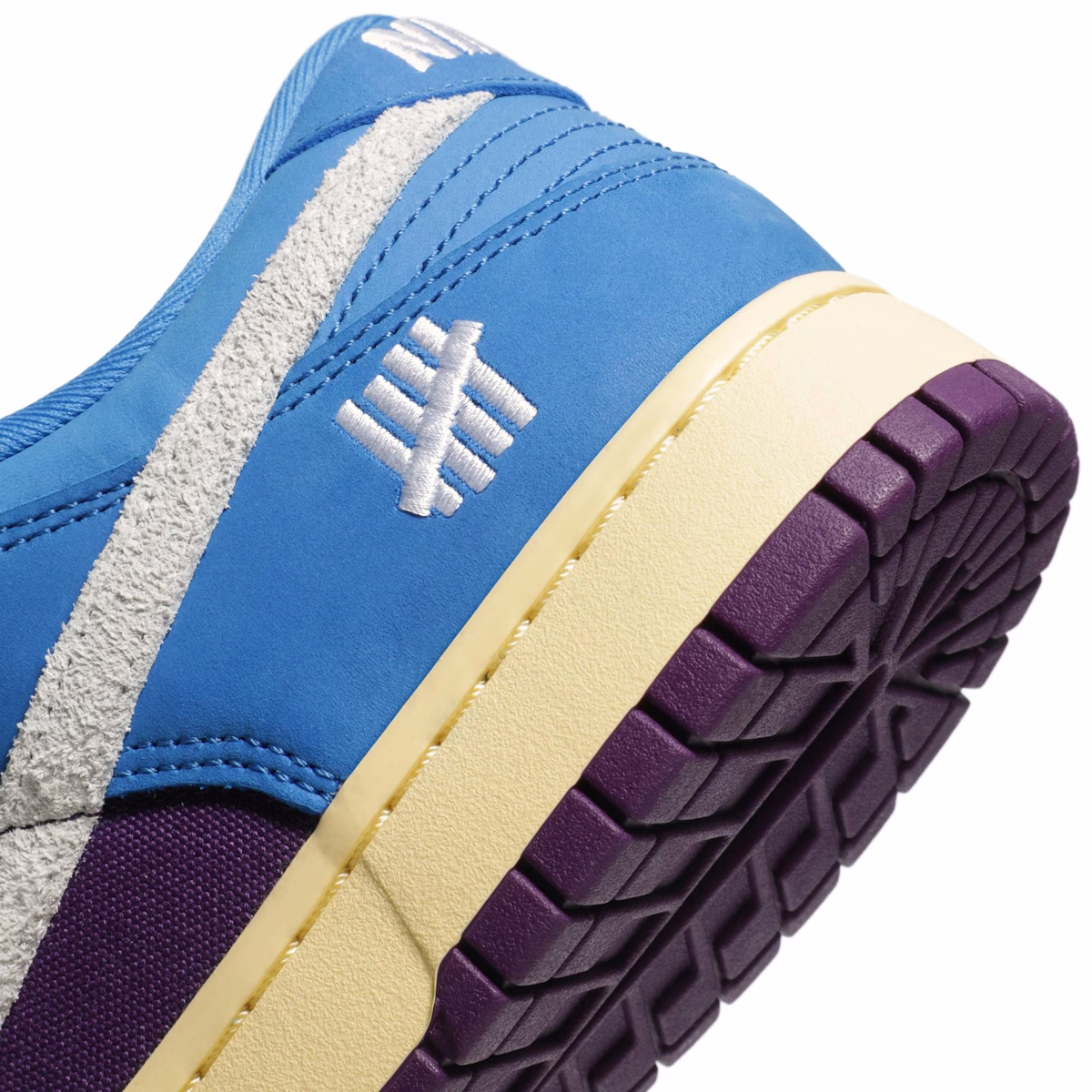 UNDEFEATED x Nike Dunk Low SP '5 On It'