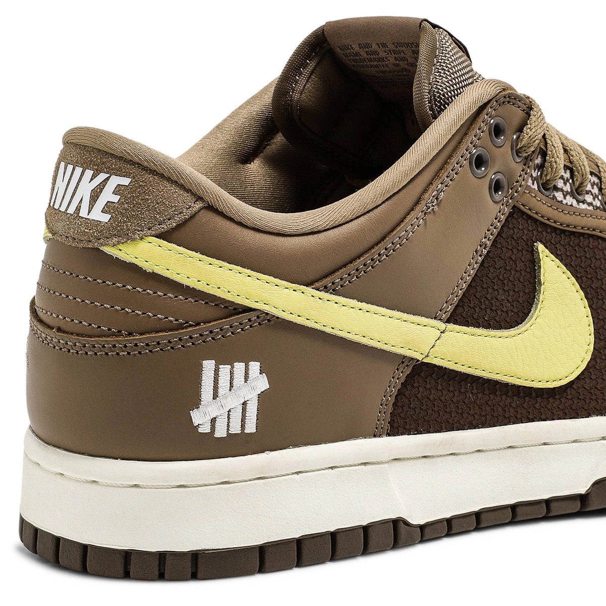 UNDEFEATED x Nike Dunk Low SP 'Canteen'