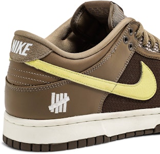 UNDEFEATED x Nike Dunk Low SP 'Canteen' Sepatu Sneaker DH3061-200 2