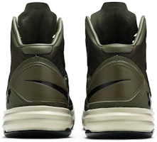 UNDEFEATED x Nike Hyperdunk SP 'Oliva' 598471-230 Details for UNDEFEATED x Nike Hyperdunk SP 'Oliva' 598471-230