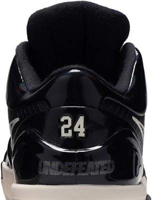 UNDEFEATED x Nike Kobe 4 Protro 'Black Mamba' CQ3869-001 Sizing UNDEFEATED x Nike Kobe 4 Protro 'Black Mamba' CQ3869-001