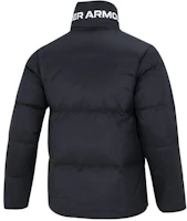 Lookbook Under Armour 黑色羽絨外套配有印花標誌與立領設計 1375449-001