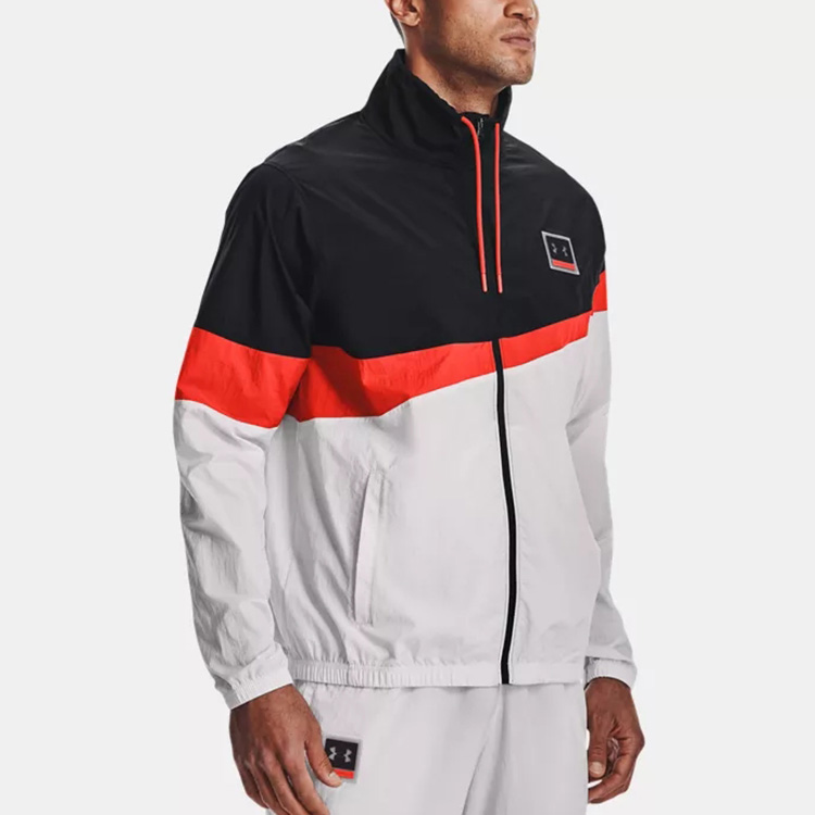 Shop Under Armour 黑色拼接織布Logo外套 休閒運動外套 1366219-001