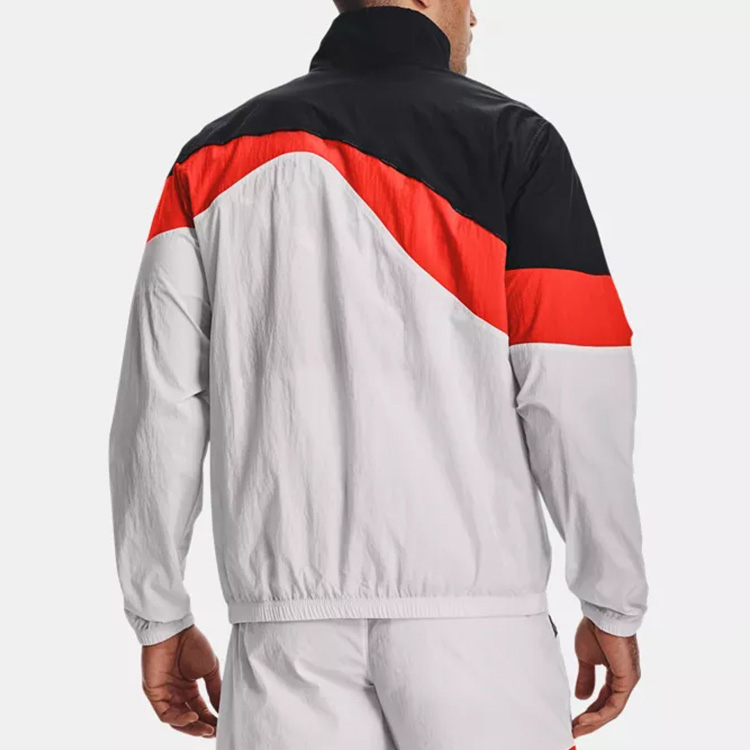 Purchase Under Armour 黑色拼接織布Logo外套 休閒運動外套 1366219-001