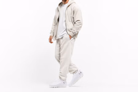 Order UA blur2 MCスエード 白/メタリックシルバー 3027978-101