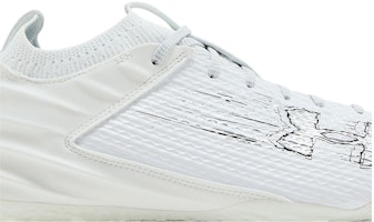 Under Armour Blur Smoke 2.0 MC 'Putih Perak Metalik' 3026330-101 Order Under Armour Blur Smoke 2.0 MC 'Putih Perak Metalik' 3026330-101